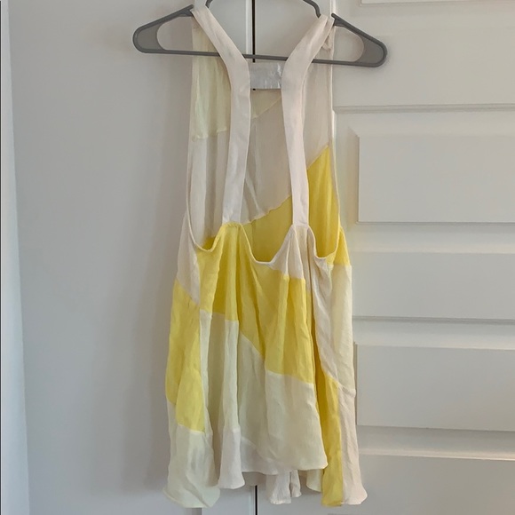 Over sized tank - Picture 2 of 2